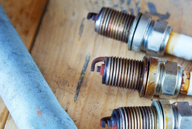 Burned-Out-Spark-Plugs Burned-Out-Spark-Plugs