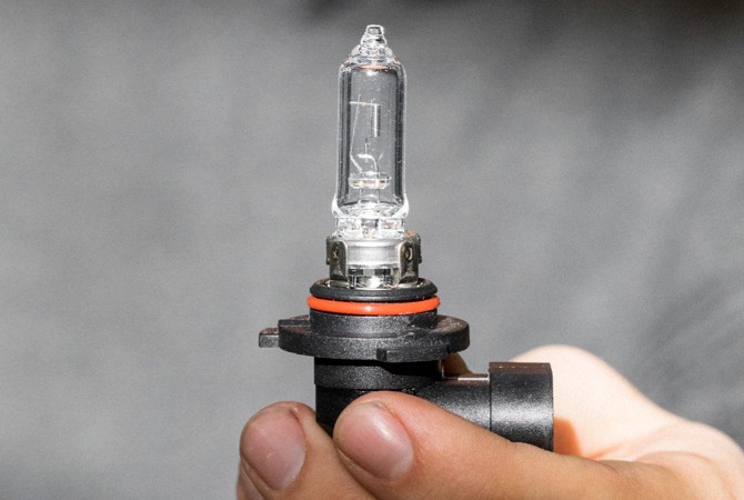 Best LED Work Light Buying Guide: Who Needs Halogen?