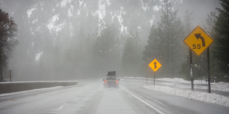 Car-On-Road-With-Reduced-Visibility