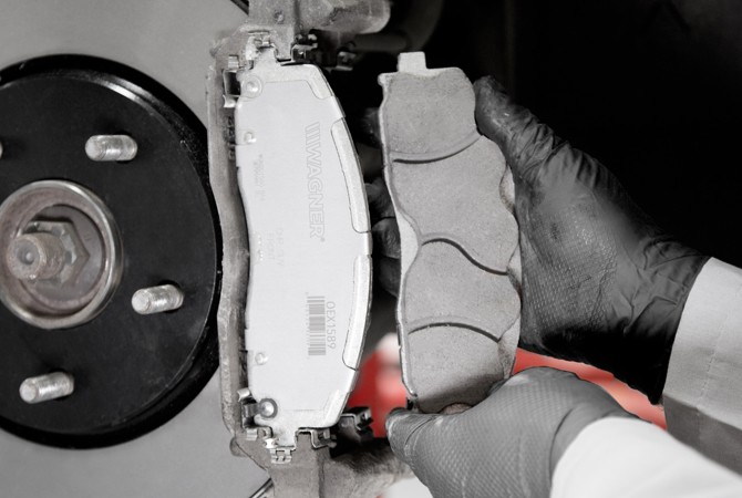 Wagner-OEx-Brake-Pad-On-Vehicle Wagner-OEx-Brake-Pad-On-Vehicle
